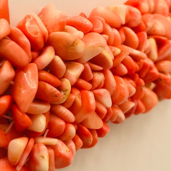 Faux Angelhair Coral Stretch Cuff Bracelet - Picture 6 of 9